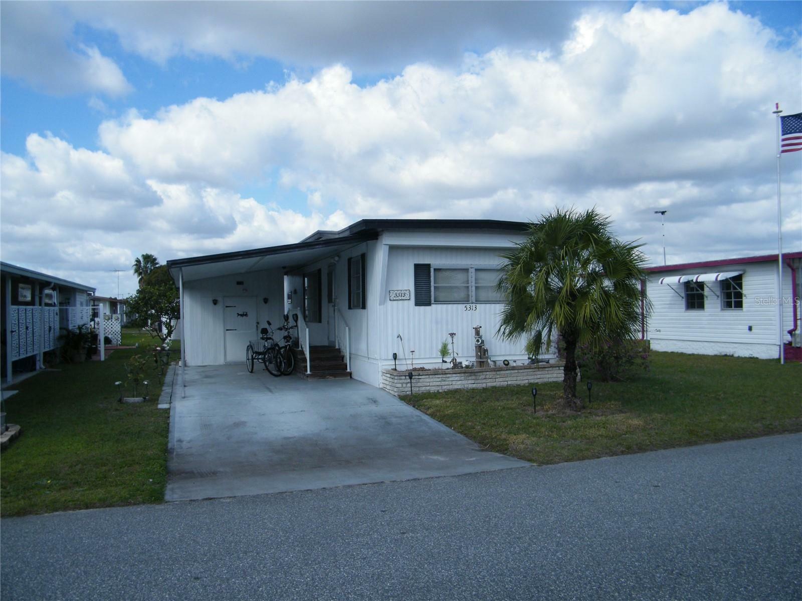 Property Photo:  5313 Aurora Drive  FL 33541 