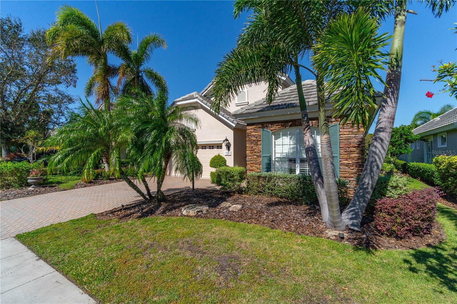 Property Photo:  7223 Orchid Island Place  FL 34202 