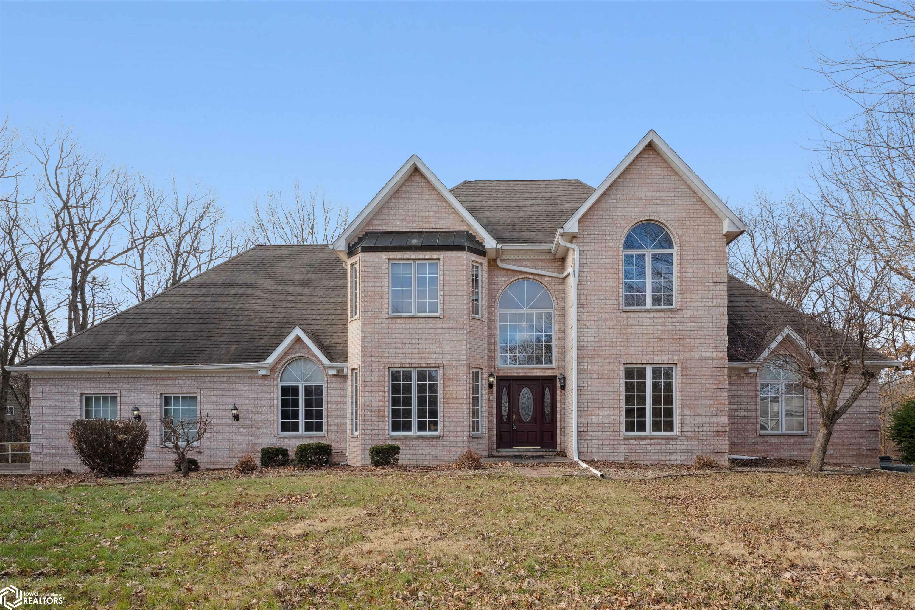 2917 Woodland Drive  Burlington IA 52601 photo
