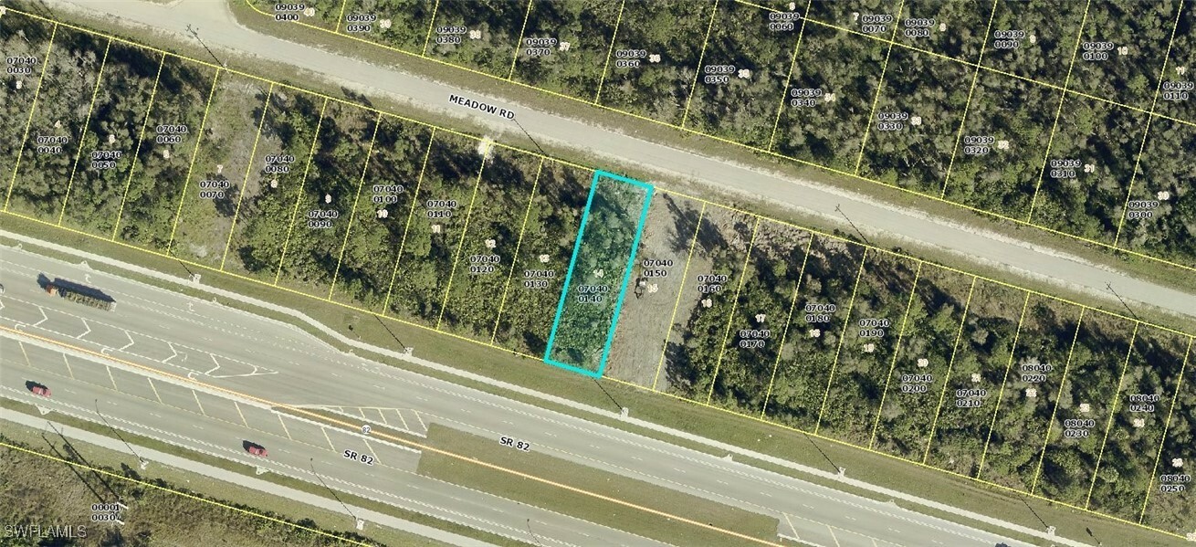 Property Photo:  2726 Meadow Road  FL 33974 