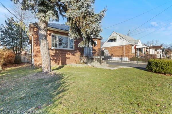 Property Photo: 50 West 4th Street ON L9C 3M4