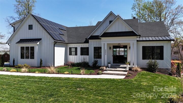 Property Photo:  5056 Bridge Way  NC 28037 
