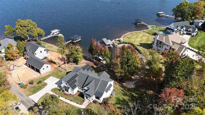 Property Photo: 5056 Bridge Way NC 28037