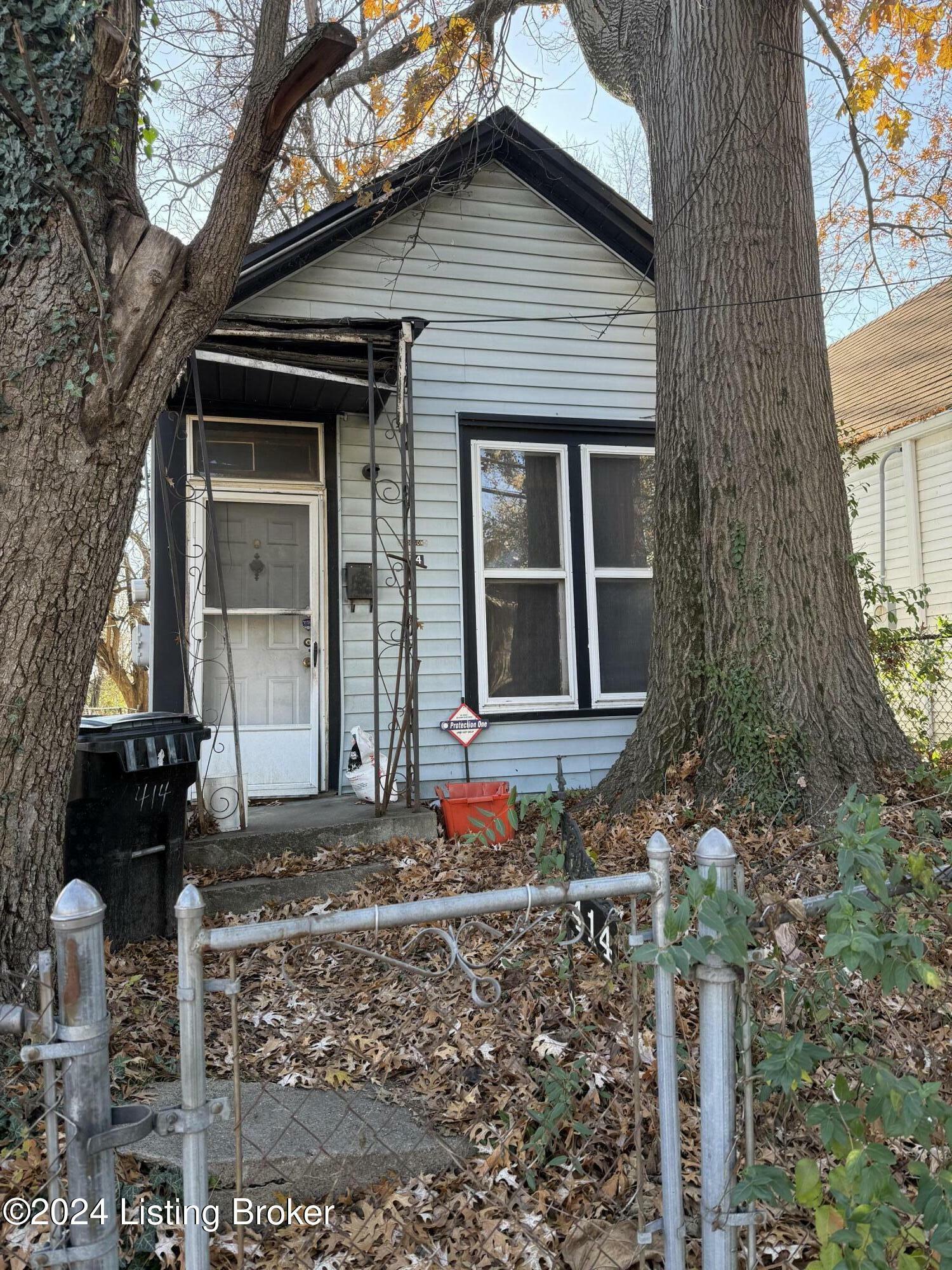 Property Photo:  414 Iowa Ave  KY 40208 