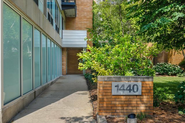 Property Photo:  1440 S Michigan Avenue 422  IL 60605 