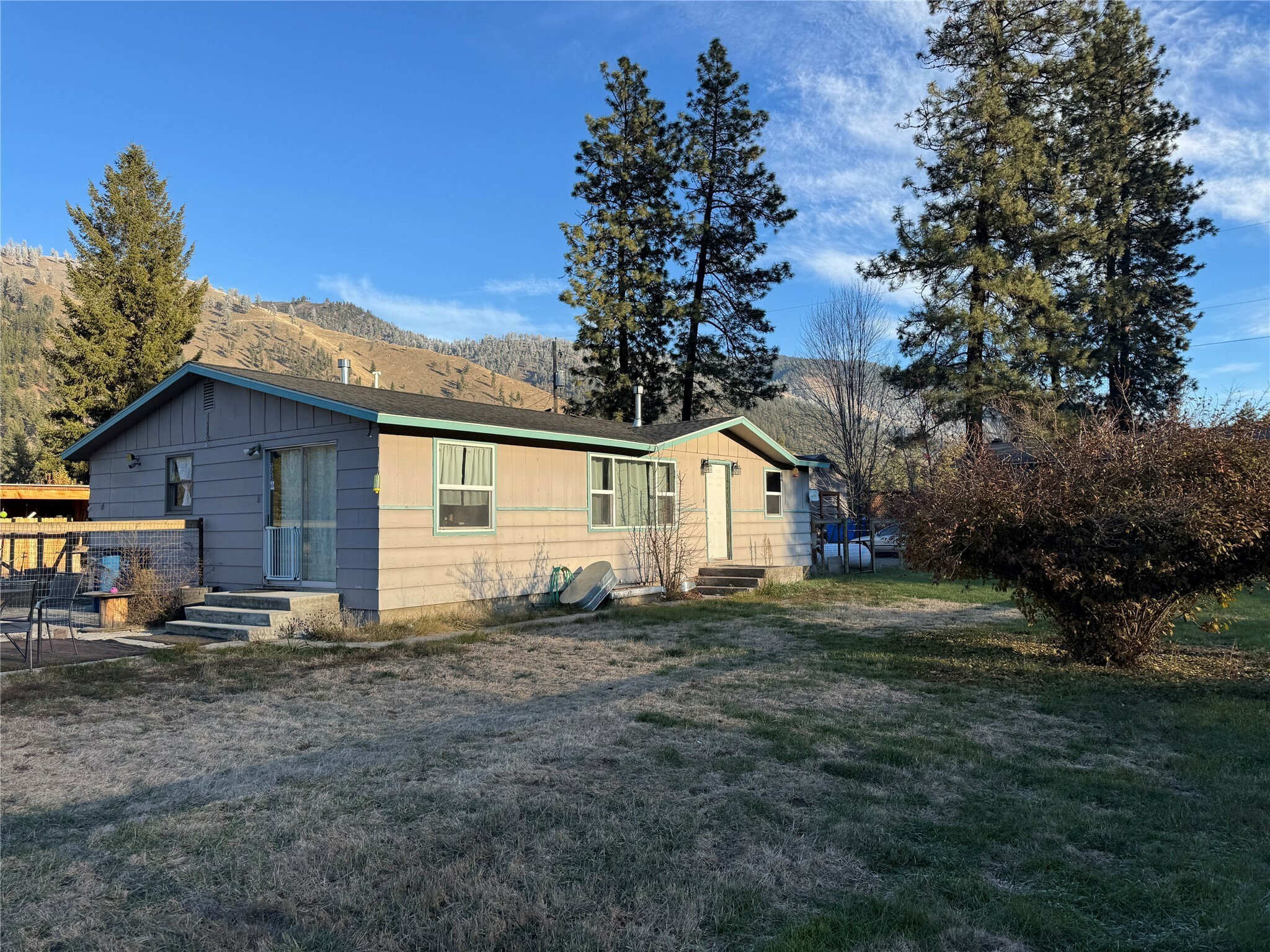 Property Photo:  308 California Avenue  MT 59872 