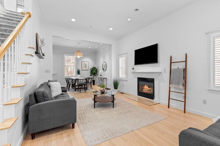 40 Pleasant St 40  Newton MA 02459 photo