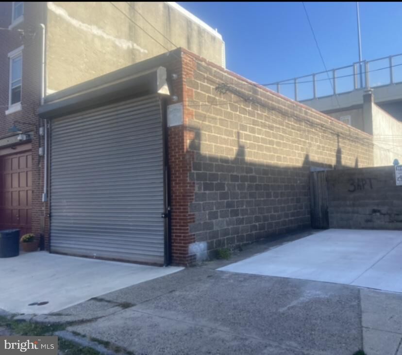 Property Photo:  2708 Emery Street  PA 19134 