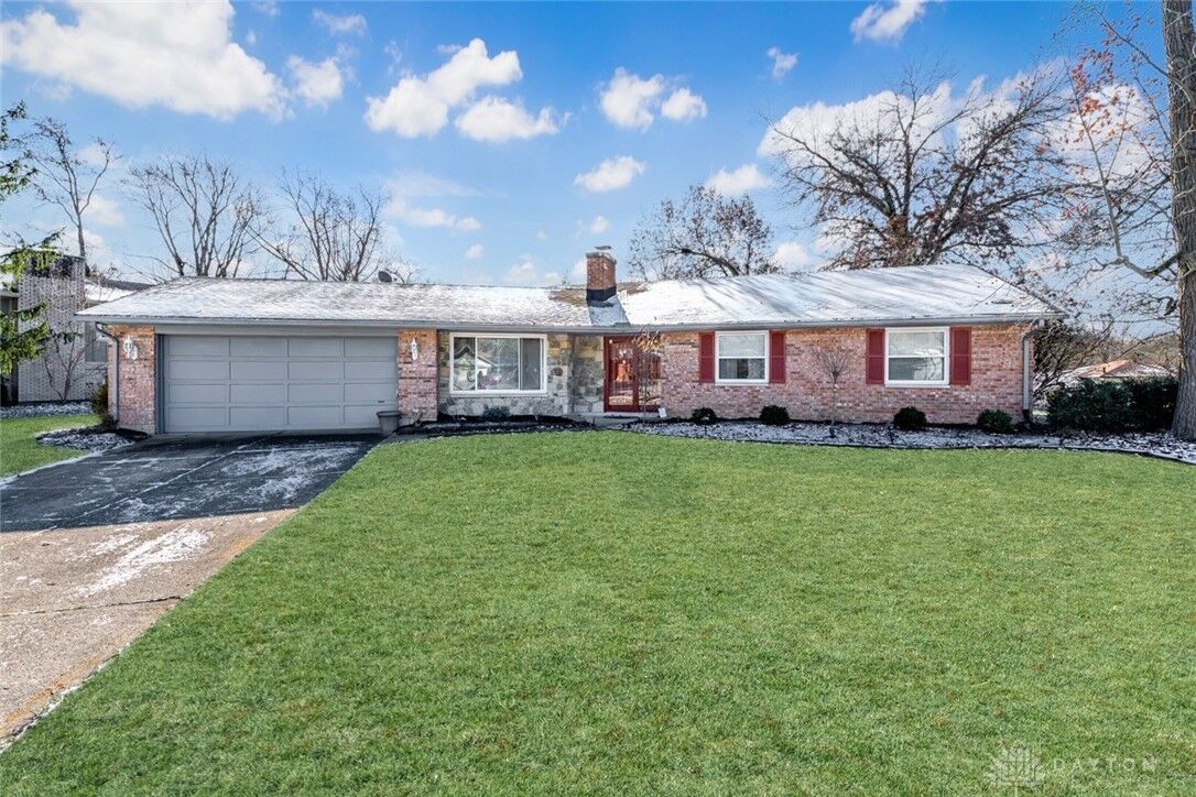 Property Photo: 1544 Langdon Drive OH 45459