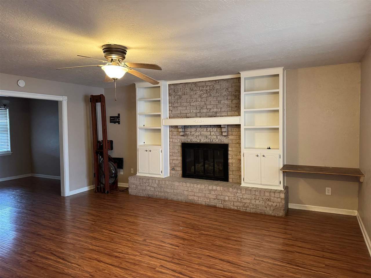 Property Photo:  2901 NE Bellevue Cir  OK 73507 