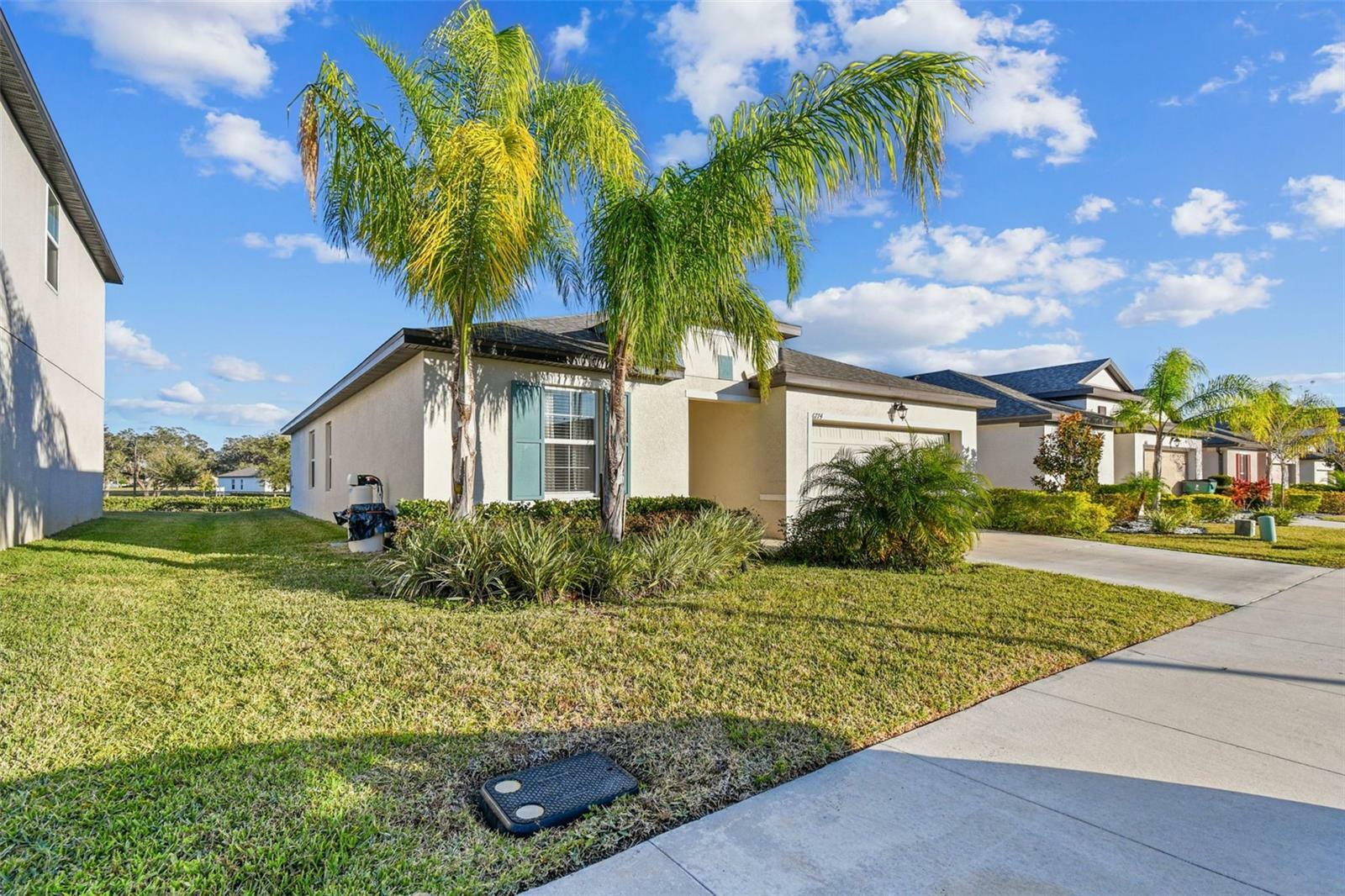 Property Photo:  6774 Shelby Lynn Way  FL 33542 