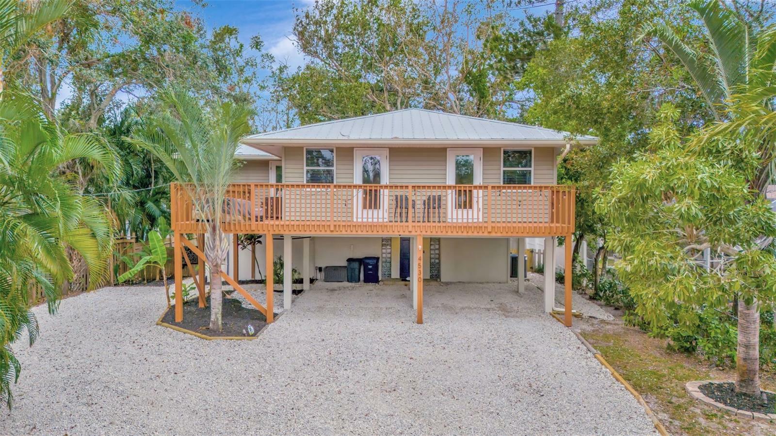 Property Photo:  4530 Murdock Avenue  FL 34231 