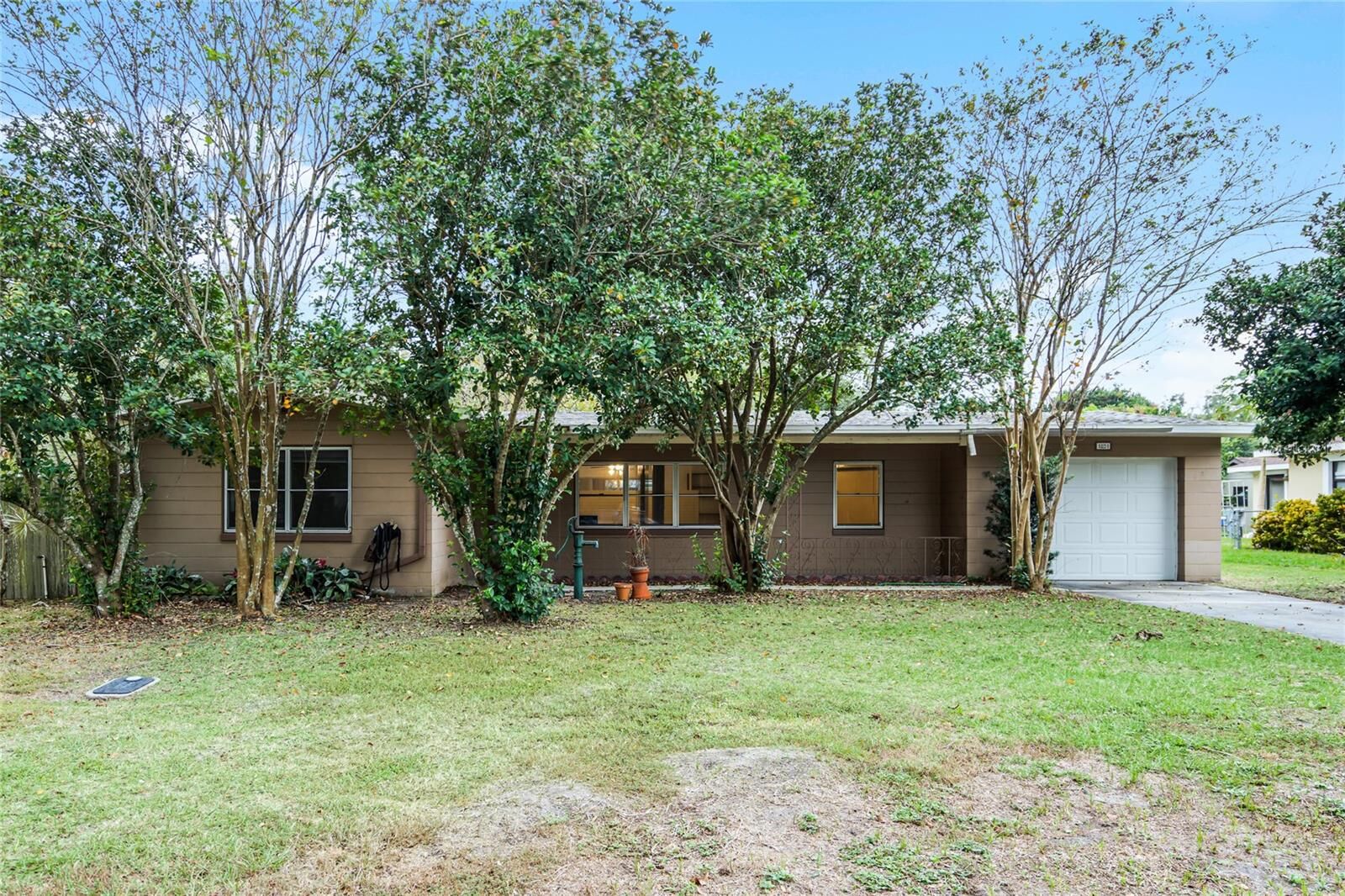 Property Photo: 1891 18th Street NW FL 33881