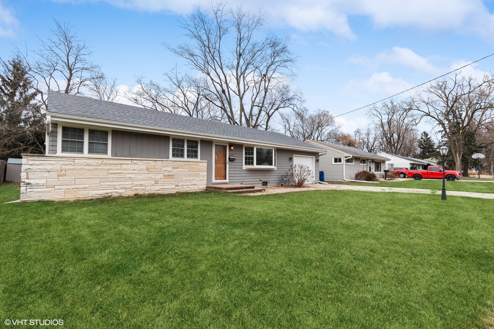 Property Photo:  16352 W Arlington Drive  IL 60048 