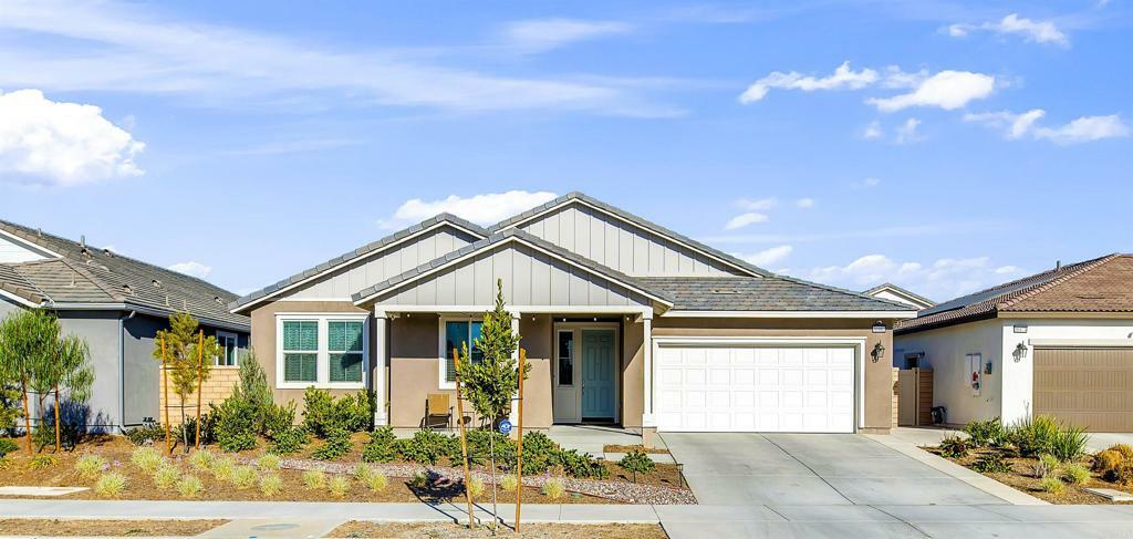 Property Photo:  30462 Gardener Ln  CA 92584 