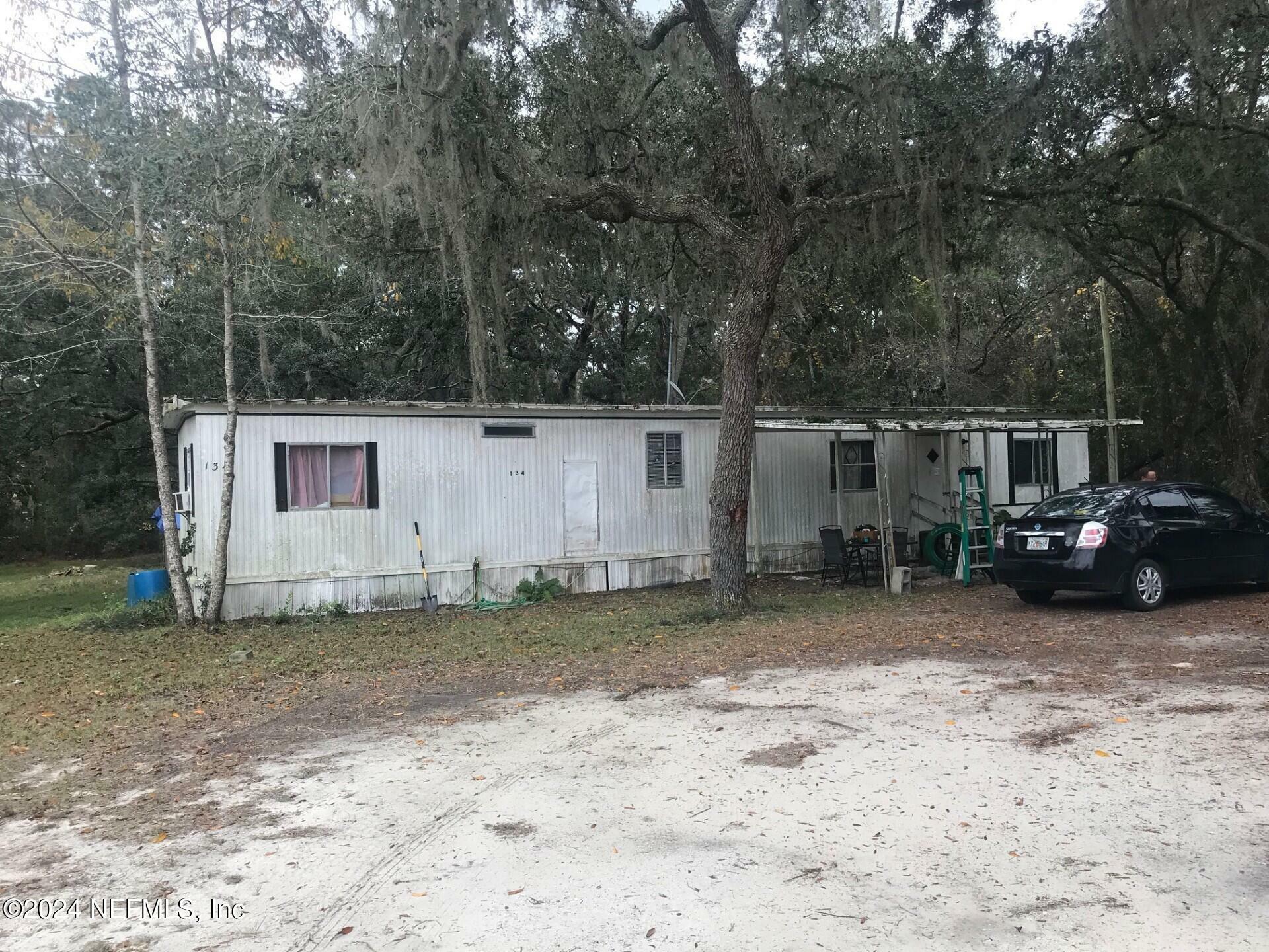 Property Photo:  134 Woodland Lane  FL 32640 