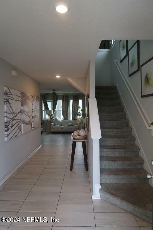 Property Photo: 8121 Merchants Way FL 32222