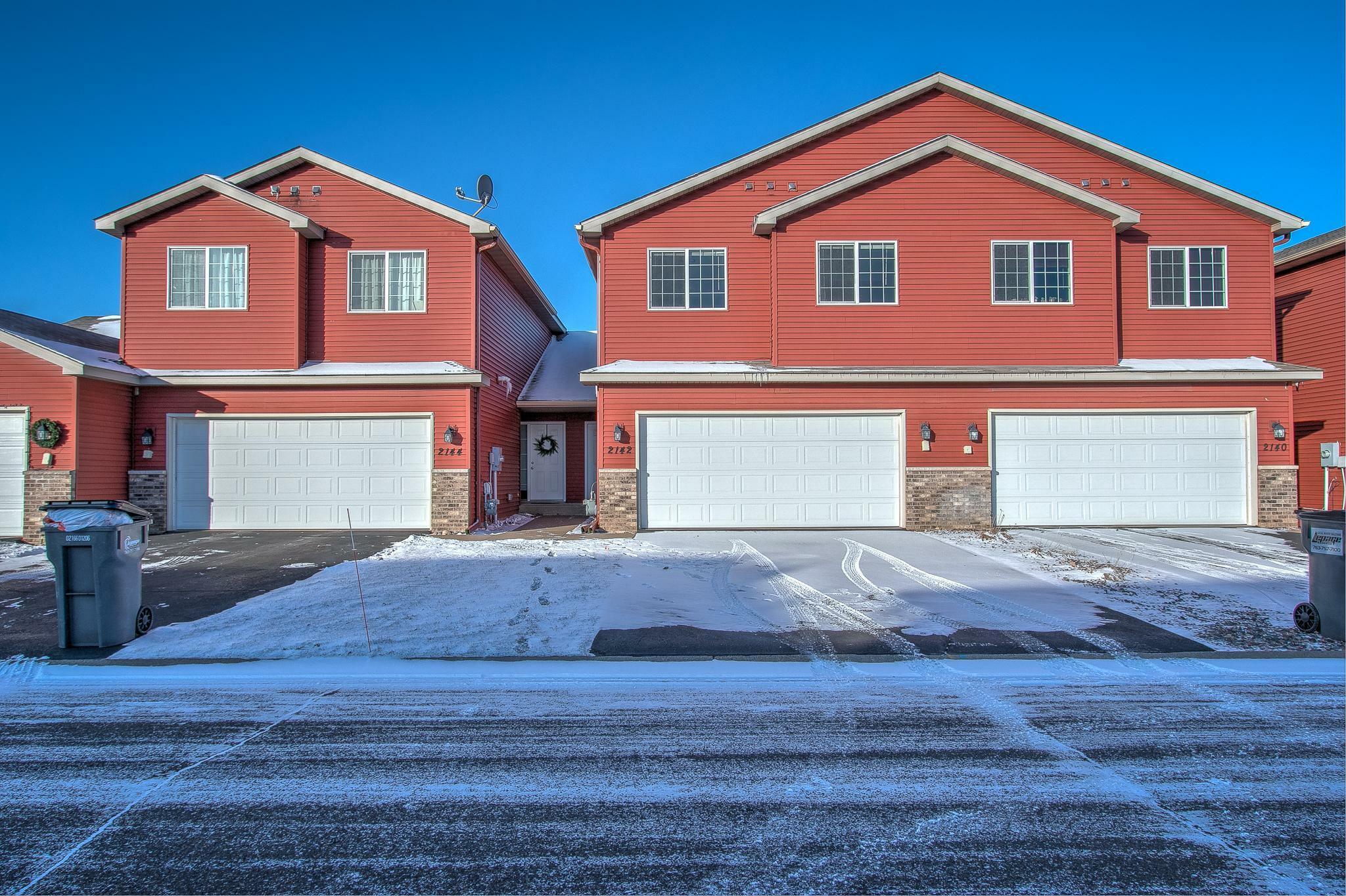 Property Photo:  2142 Cleveland Lane S  MN 55008 