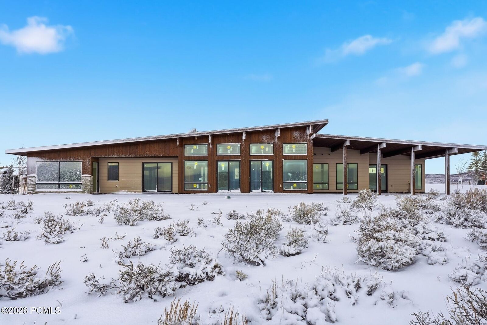 Property Photo: 6105 Golf Club Link UT 84098