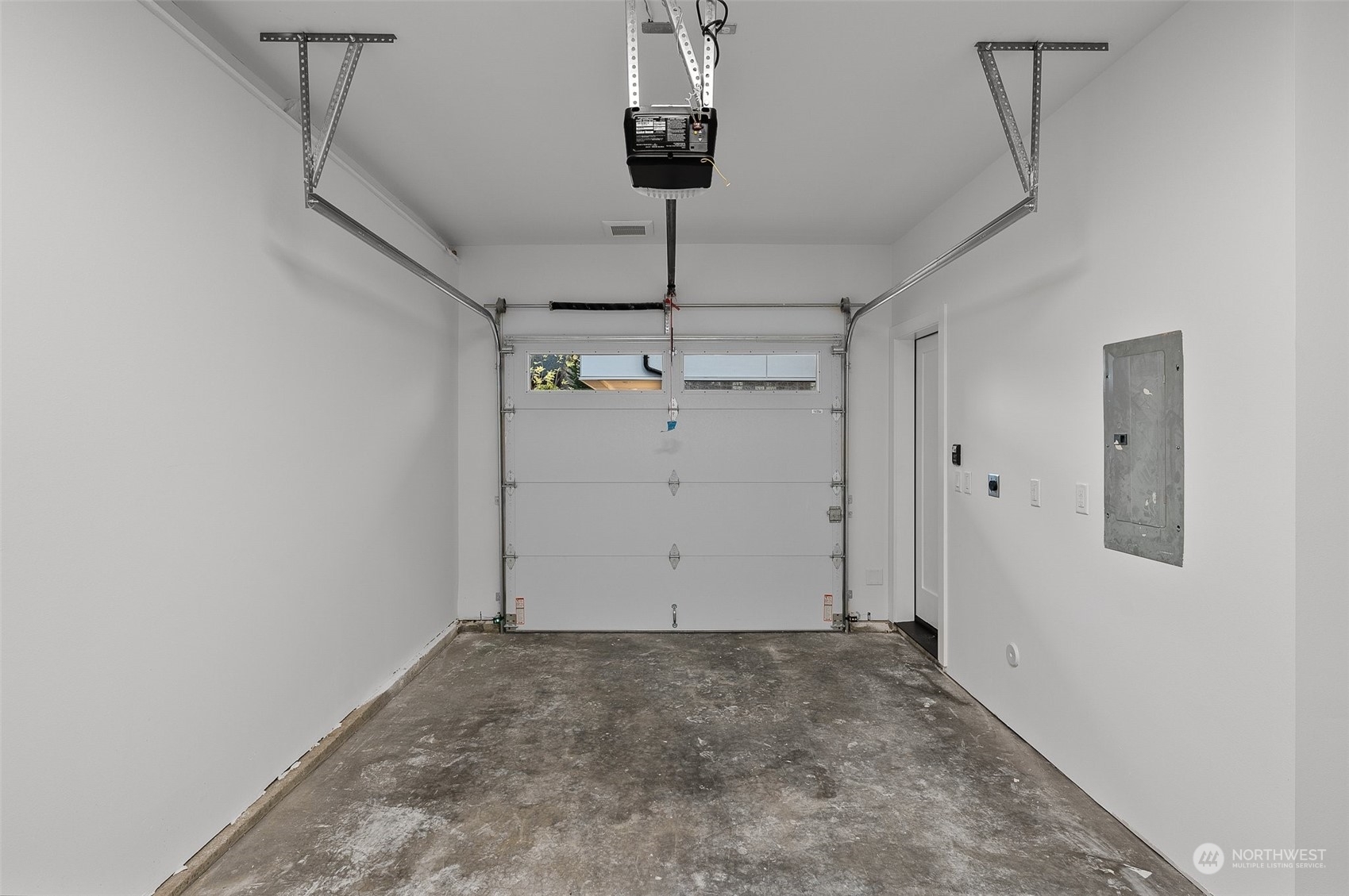 Property Photo: 730 C Broadway E WA 98102