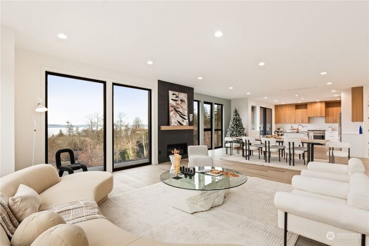 Property Photo:  198  Lamar Drive  WA 98275 