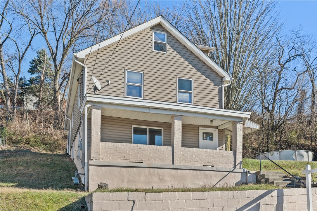 Property Photo:  1025 Delaware Ave  PA 15045 