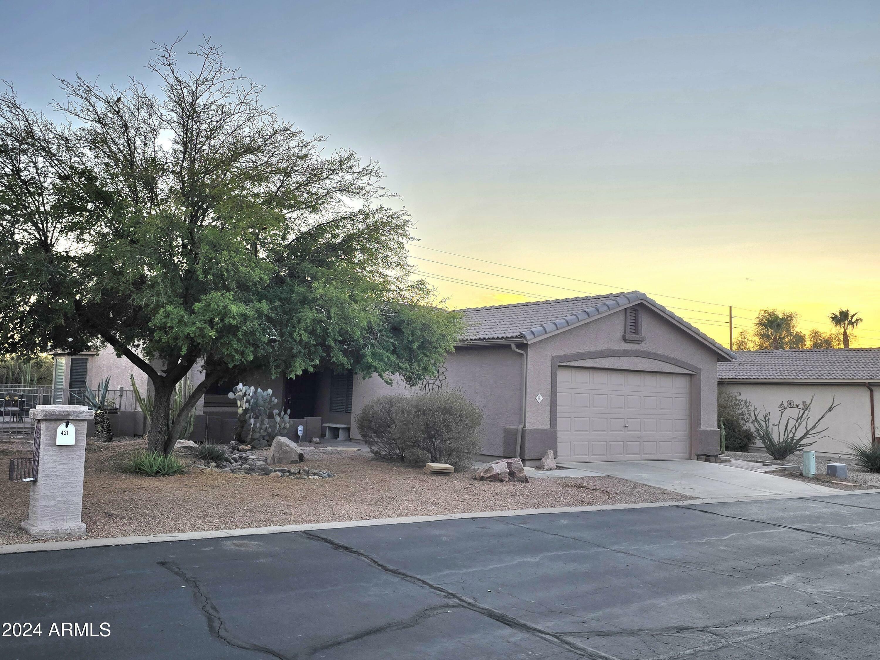 Property Photo:  2101 S Meridian Road 421  AZ 85120 