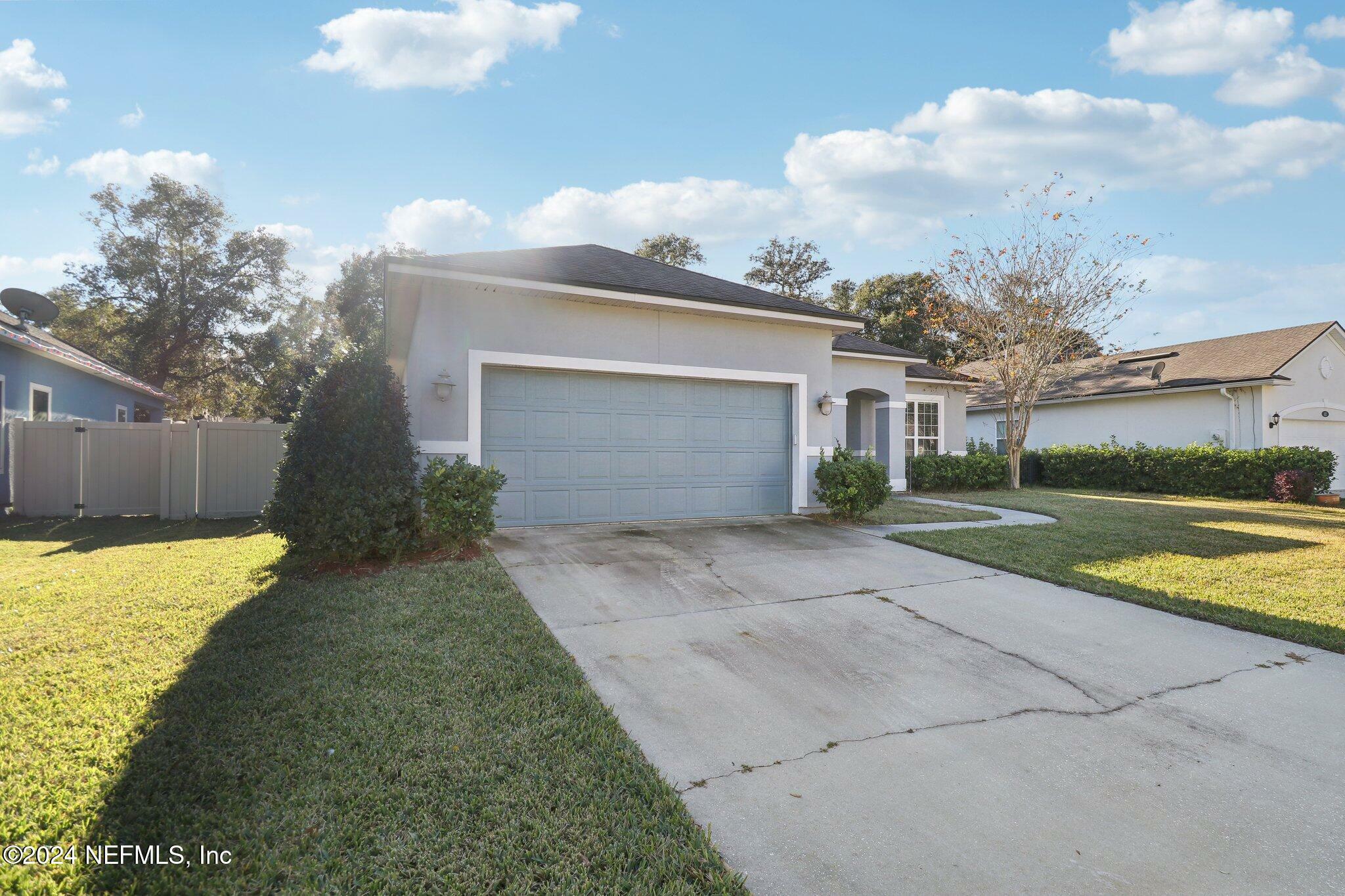 Property Photo:  325 Gianna Way  FL 32086 