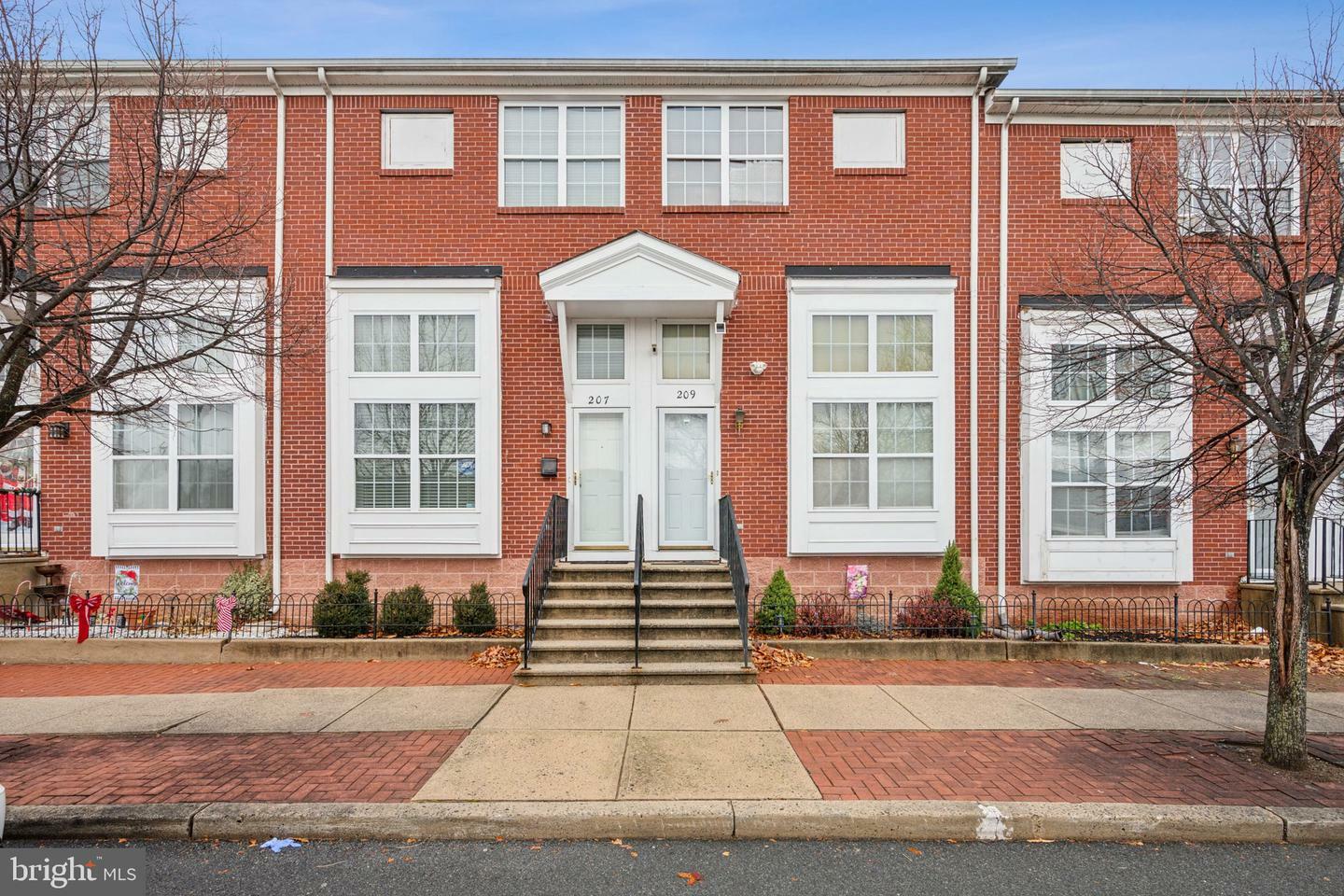 Property Photo:  209 Monument Place  NJ 08618 