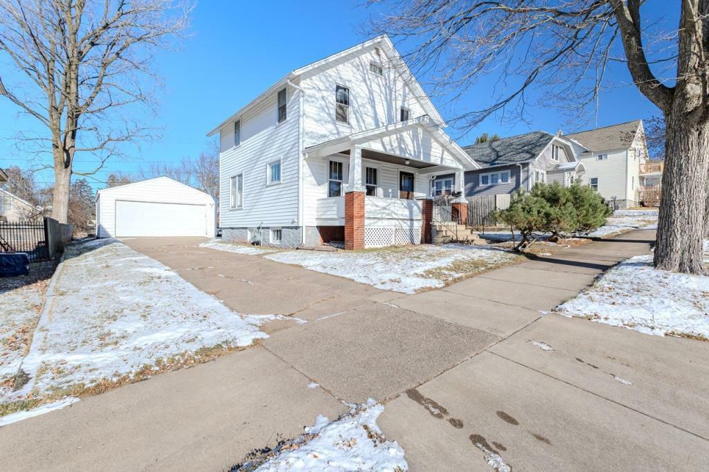 Property Photo:  824 Chicago Avenue  WI 54403 