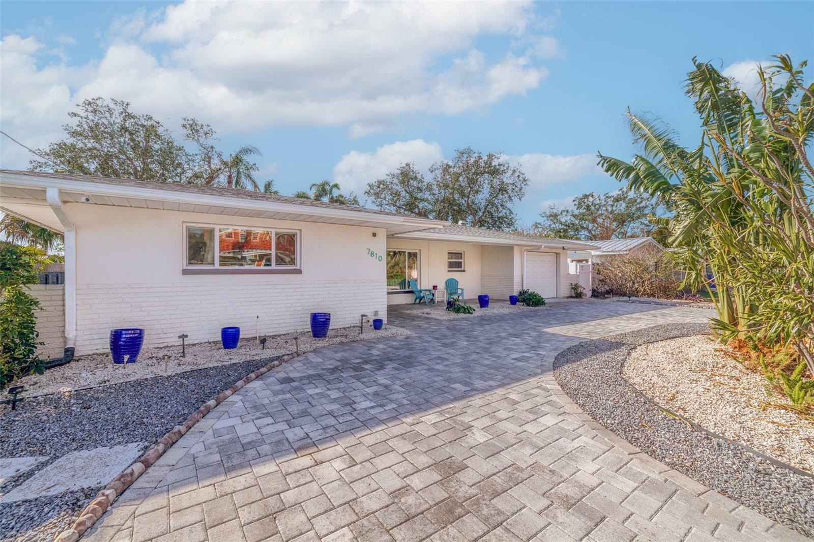 Property Photo:  7810 Causeway Boulevard N  FL 33707 