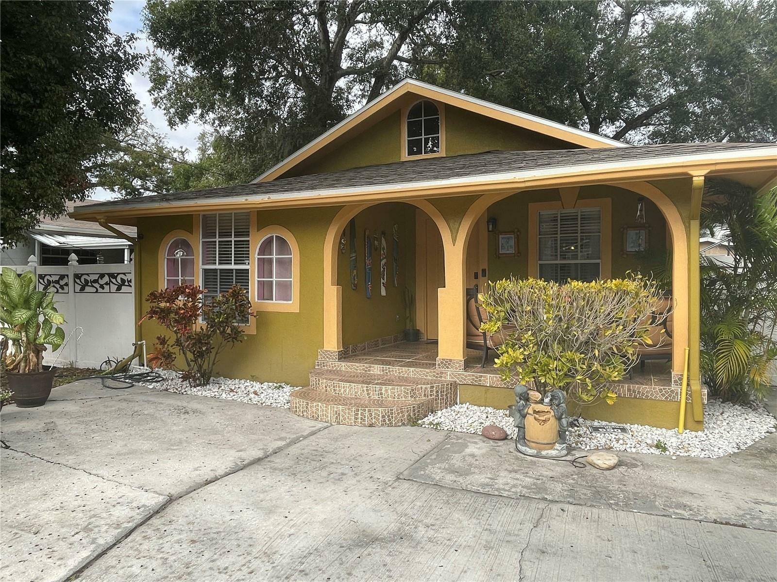 Property Photo:  1310 E Cayuga Street  FL 33603 