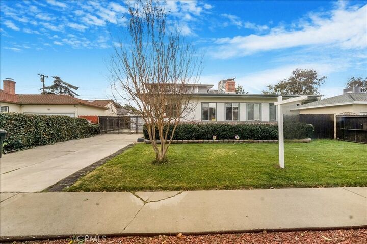 Property Photo:  460 W Hill Avenue  CA 92832 
