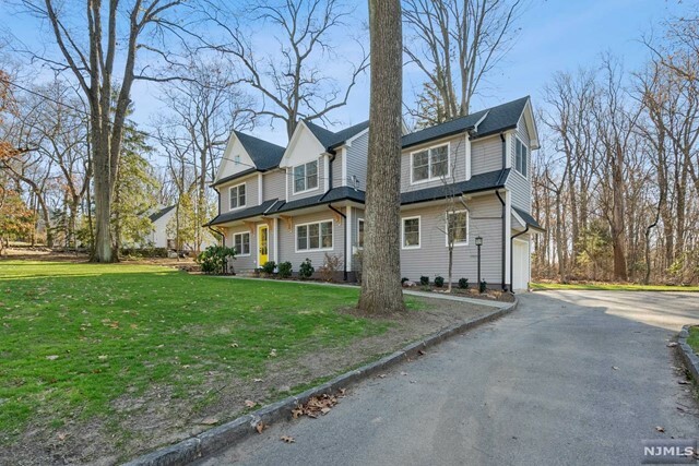 Property Photo:  980 East Glen Avenue  NJ 07450 