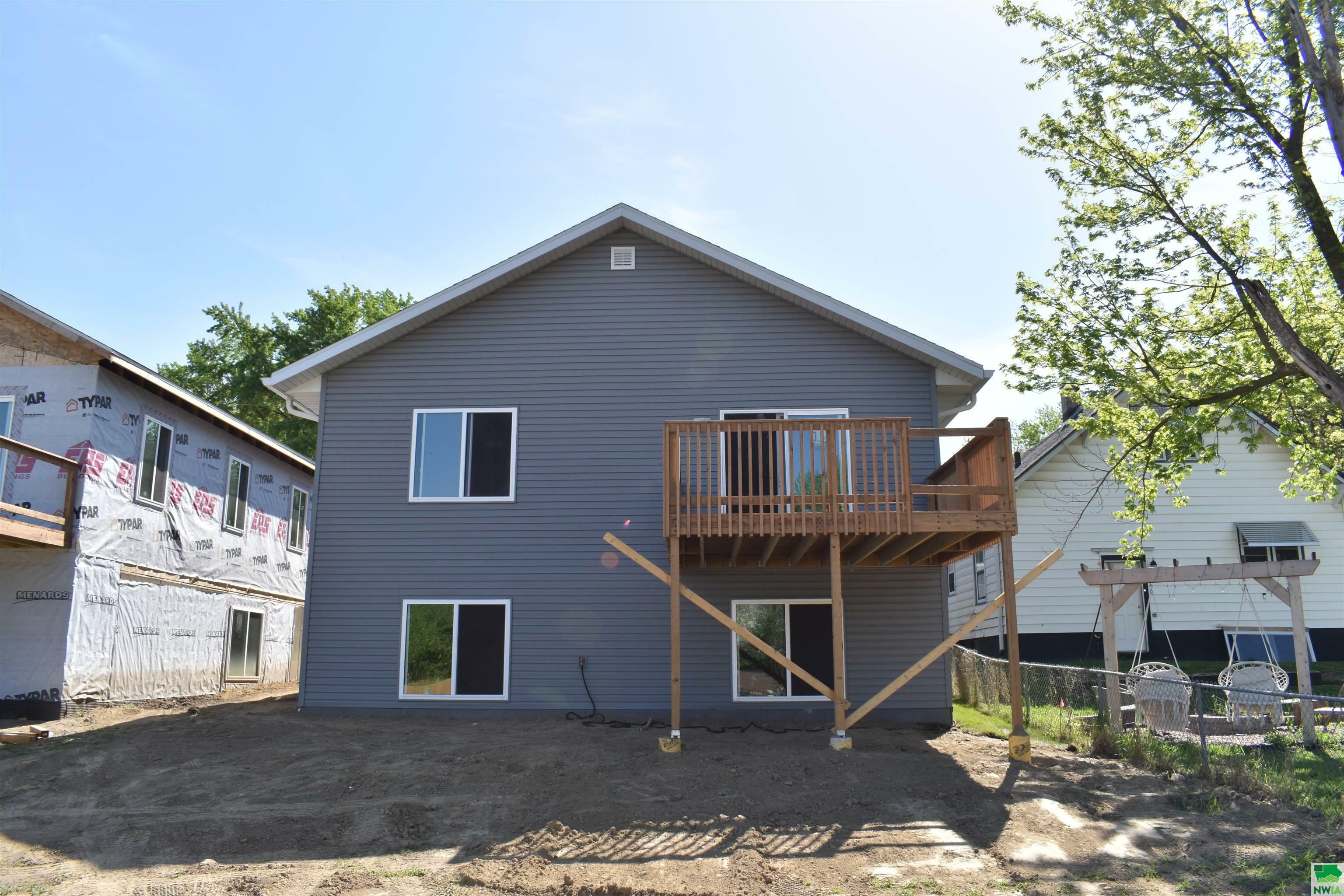 Property Photo: 1407 Rustin IA 51105