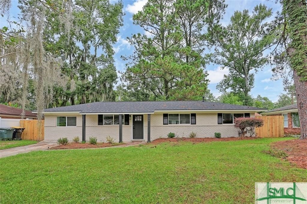 Property Photo:  120 Burbank Boulevard  GA 31419 