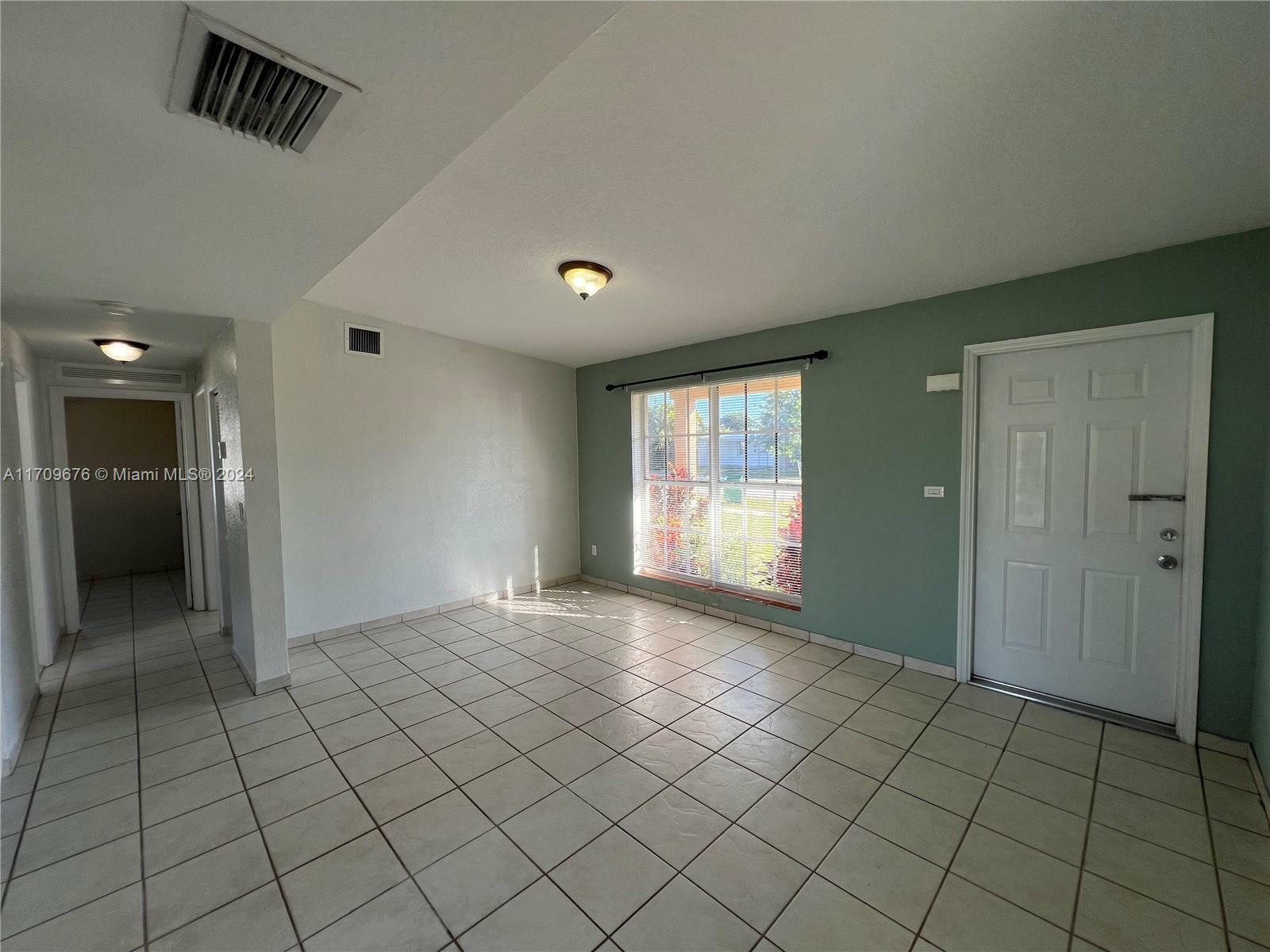 Property Photo:  11435 SW 51st St  FL 33165 