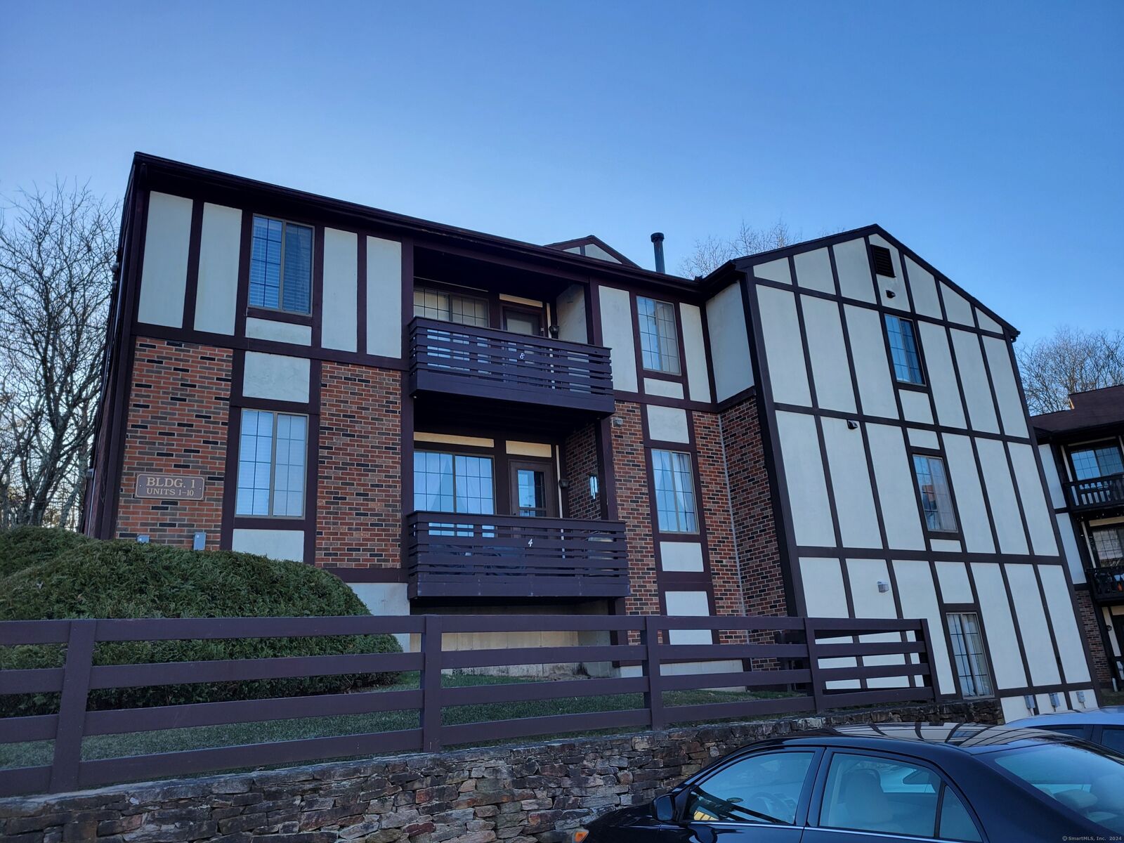 Property Photo: 365 Mather Street Apt 8 CT 06514