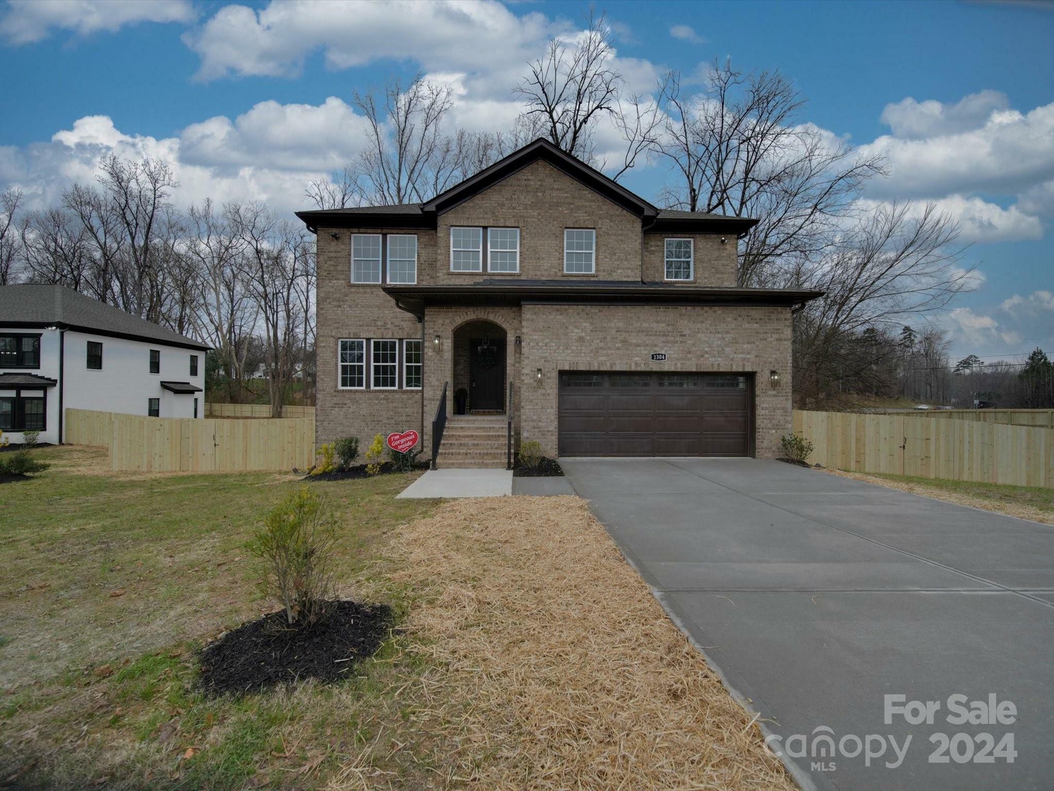 Property Photo:  1304 Pleasant Plains Road  NC 28105 