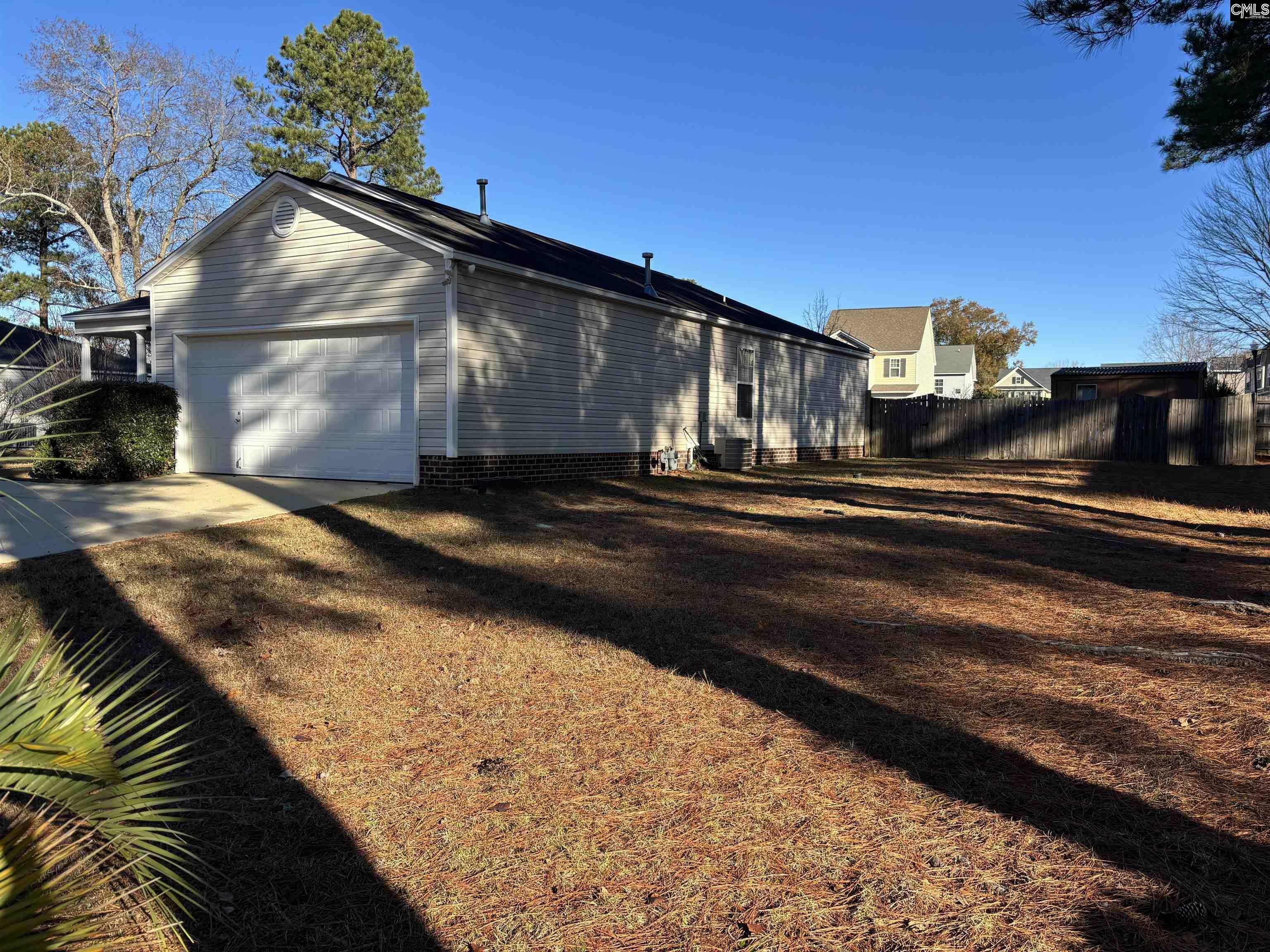 Property Photo:  119 Ashewood Lake  SC 29209 