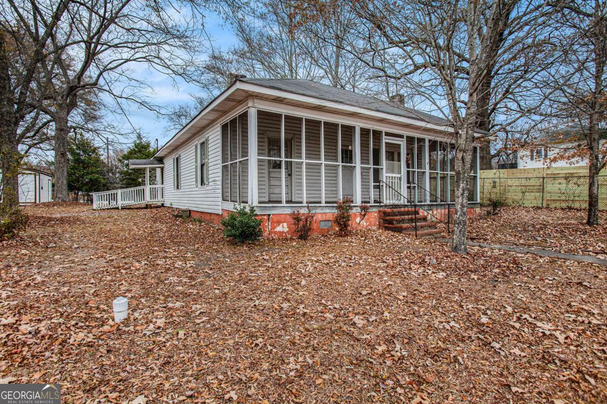 Property Photo:  6539 E Strickland Street  GA 30134 