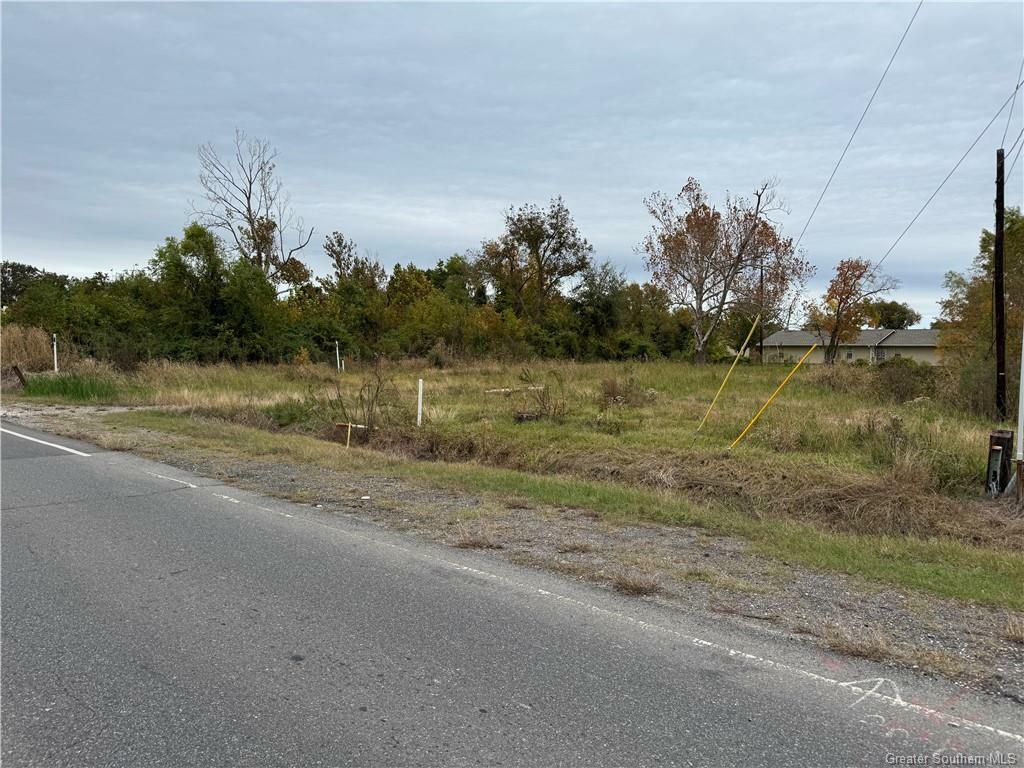 Property Photo:  1620 Houston River Road  LA 70669 