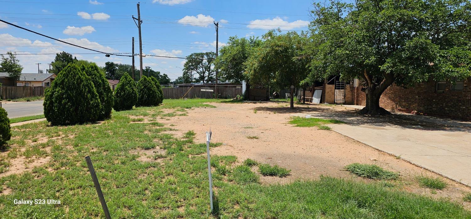 Property Photo:  1928 E Auburn Street  TX 79403 