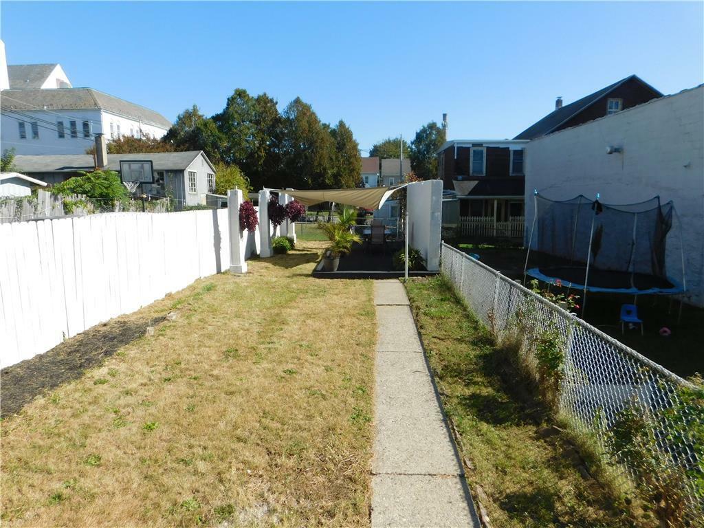 Property Photo:  528 Centre Street  PA 18042 