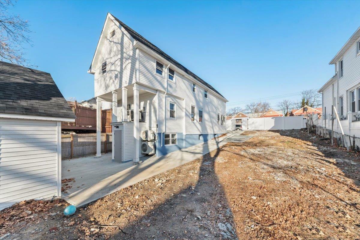 Property Photo: 829 Swinton Avenue NY 10465