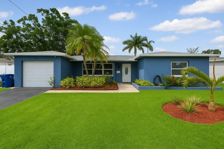 2461 61st Lane N  St Petersburg FL 33710 photo