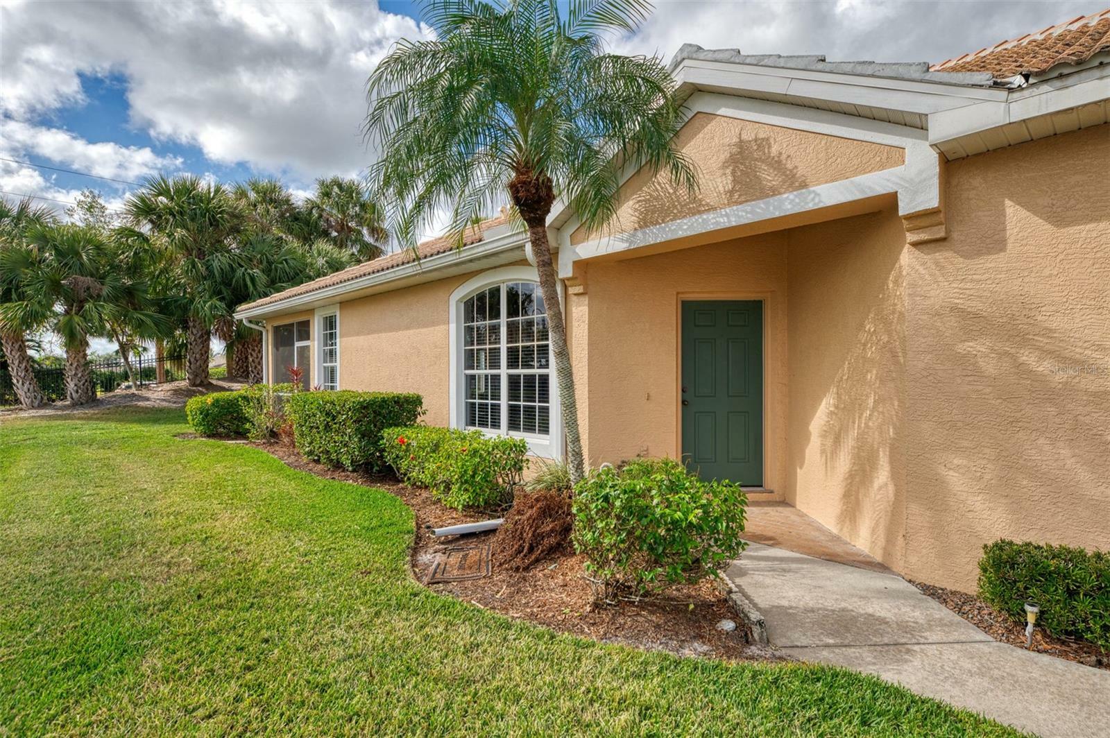 Property Photo:  4855 Whispering Oaks Drive  FL 34287 