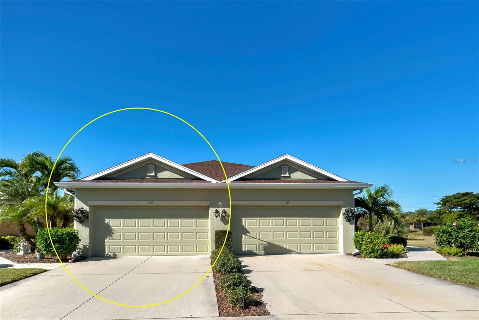 Property Photo: 143 Fontanelle Circle FL 34292