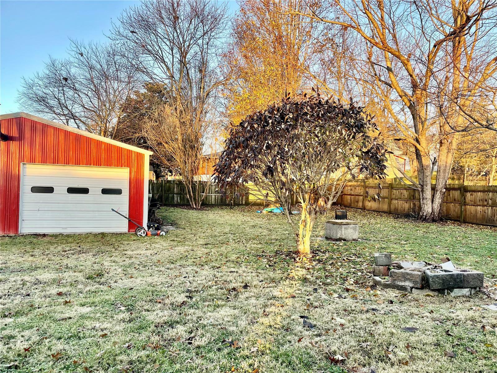 Property Photo:  407 Dearborn Street  MO 63780 