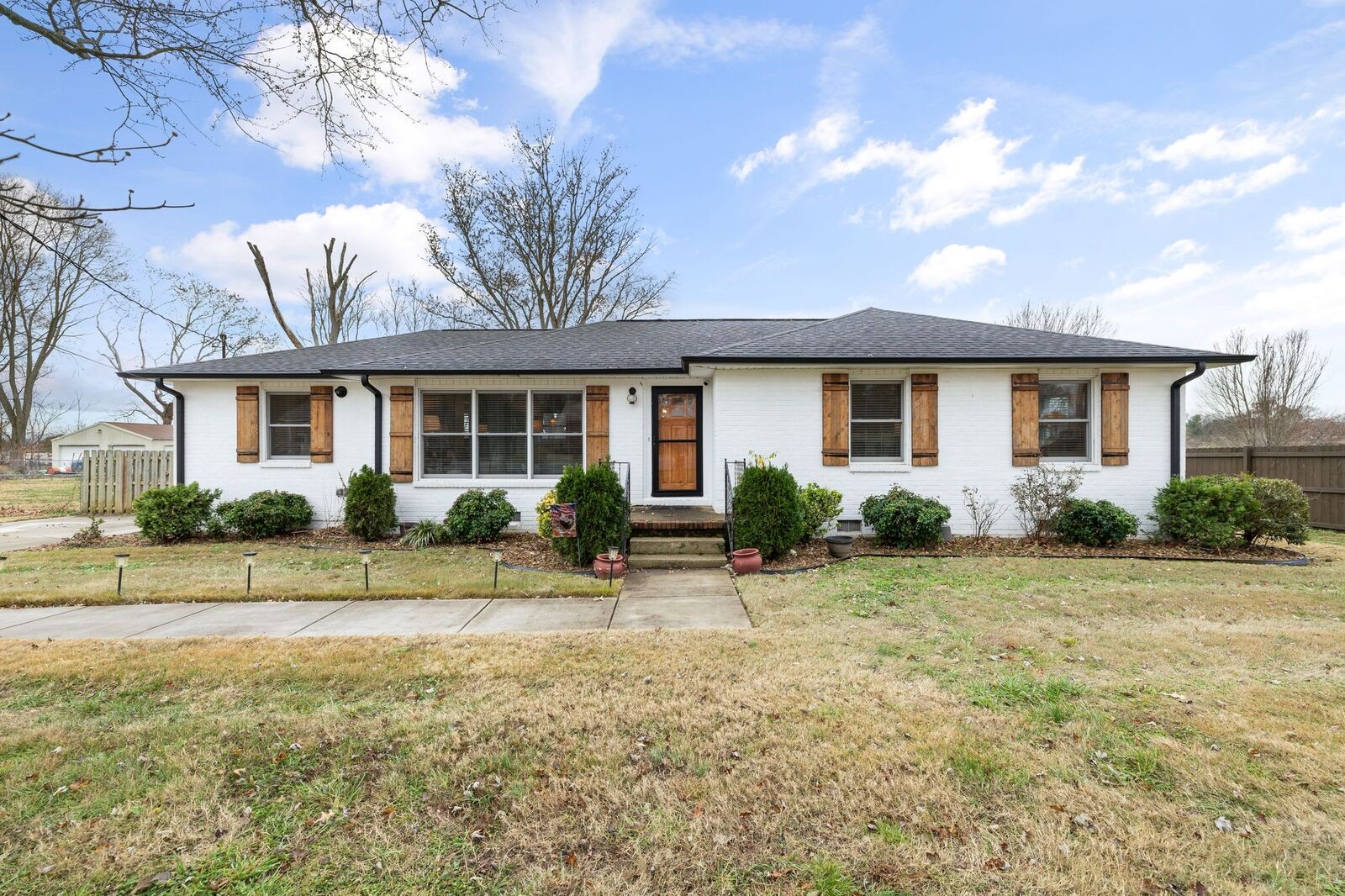 Property Photo:  127 Spring Hill Dr  TN 37398 